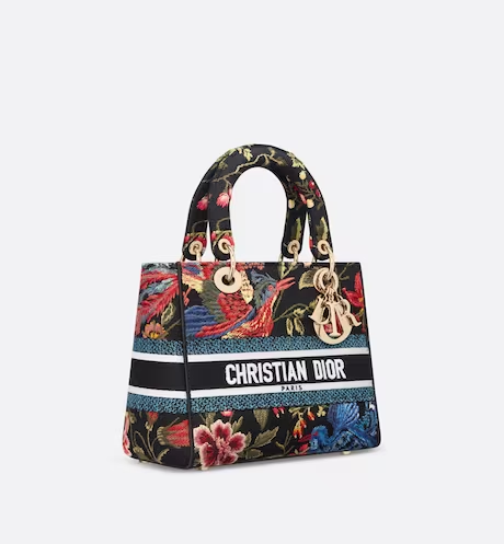 1B2ED92F-9FBE-C45F-6808-23E96177B138