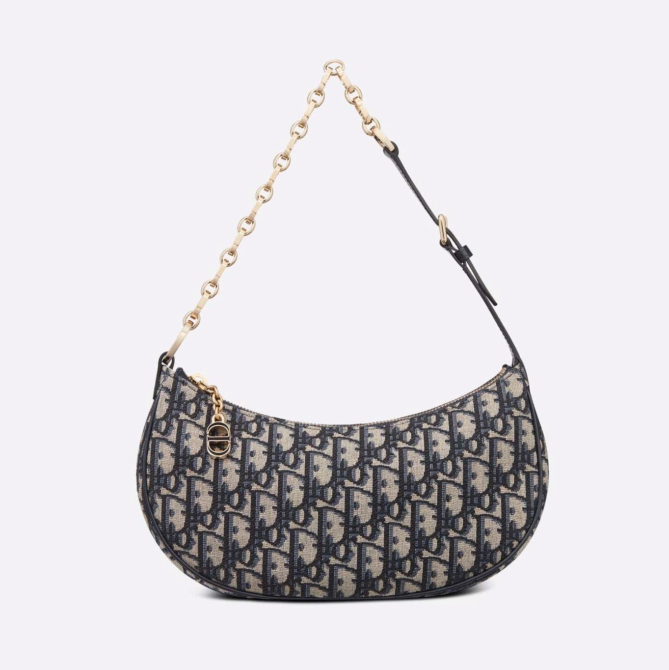 F44E3A76-8581-A38C-B033-A47507F5C182